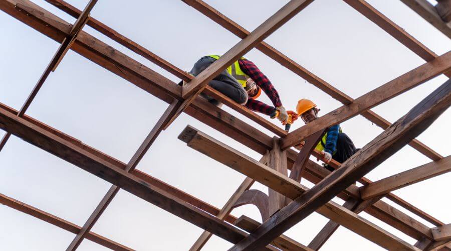 Professional gutter cleaning services in Montclair, CA